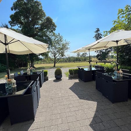 Leixlip Manor Hotel ภายนอก รูปภาพ