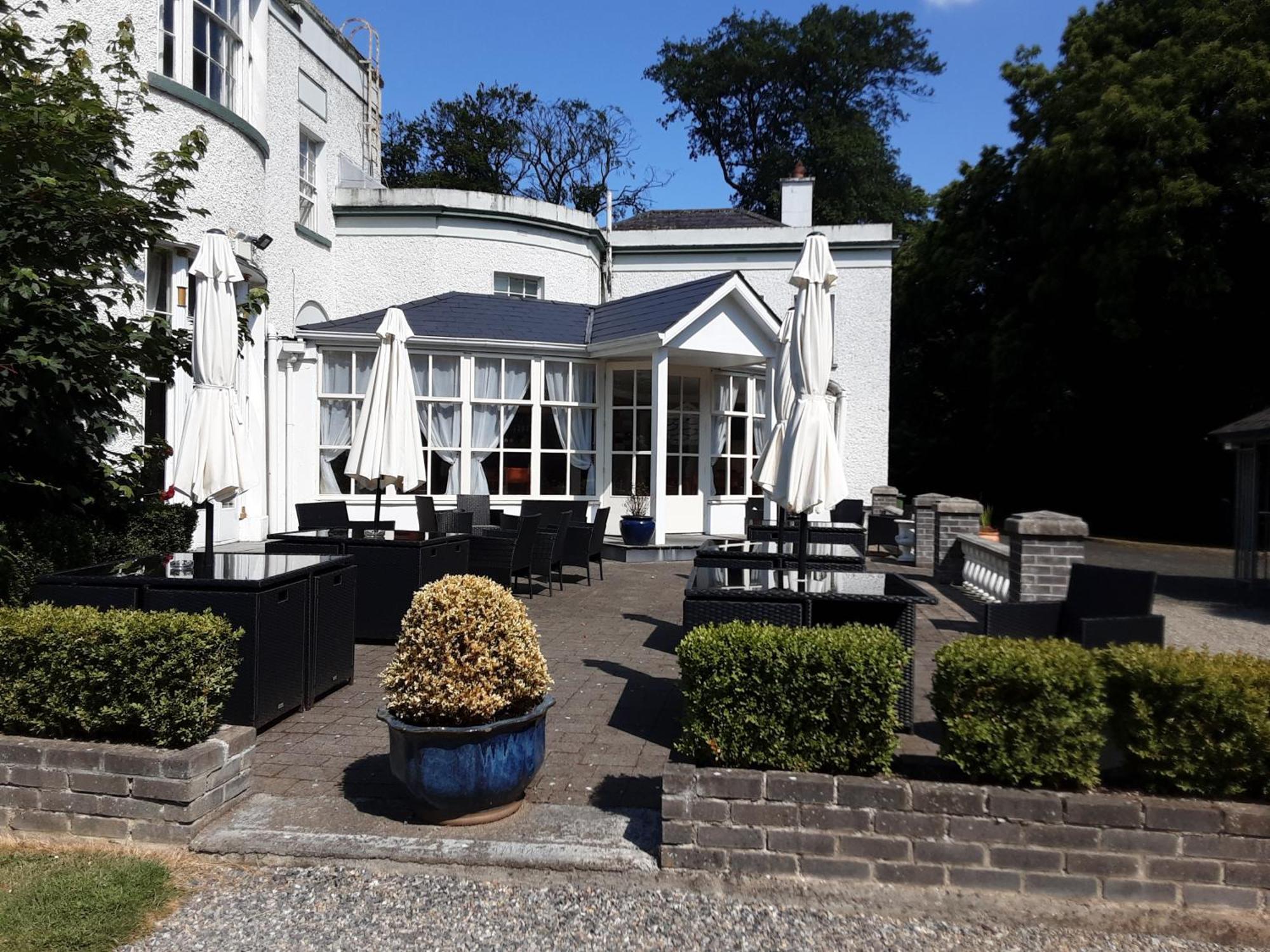 Leixlip Manor Hotel ภายนอก รูปภาพ